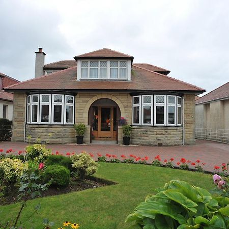 Whin Park Guest House Largs Exterior foto